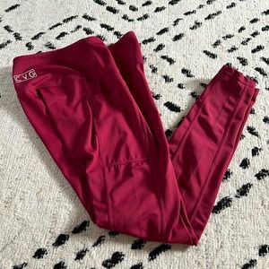 CVG Sangria Leggings